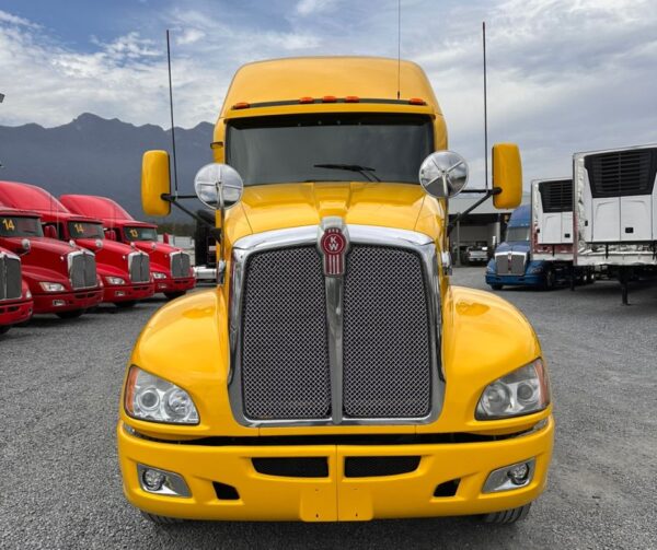 Kenworth T660 Aerocab. Año 2016 - Image 2