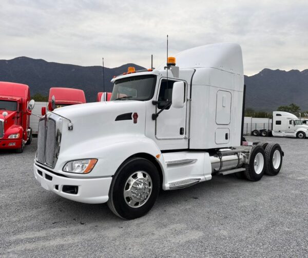 Kenworth T660 Aerocab. Año 2016 - Image 3
