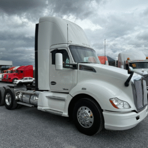 Kenworth T680 Day Cab. Año 2019