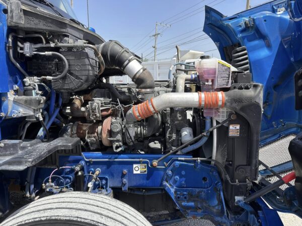 Kenworth T680 Aerocab. Año 2017 - Image 9