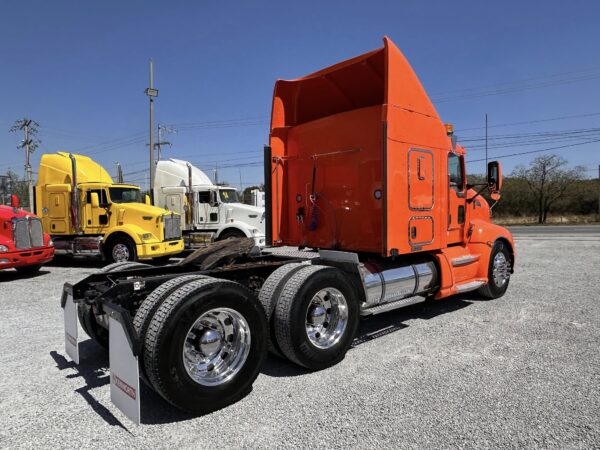 Kenworth T660 Aerocab. Año 2016 - Image 9