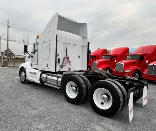 Kenworth T660 Aerocab. Año 2016 - Image 6