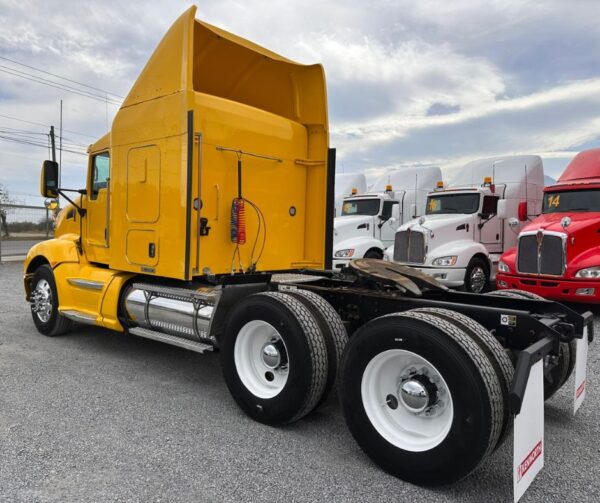 Kenworth T660 Aerocab. Año 2016 - Image 6