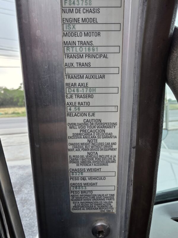 Kenworth T660. Año 2013 - Image 3