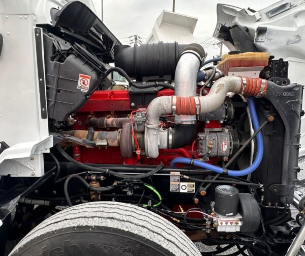 Kenworth T660 Aerocab. Año 2016 - Image 7