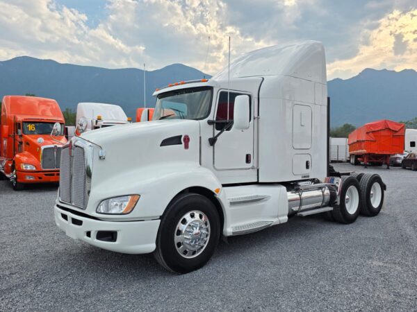 Kenworth T660 Aerocab - Image 8