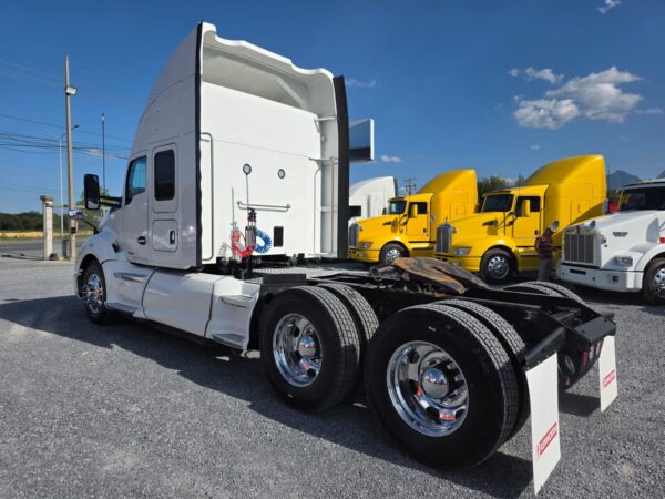Kenworth T680 Blanco 2016 - Image 5